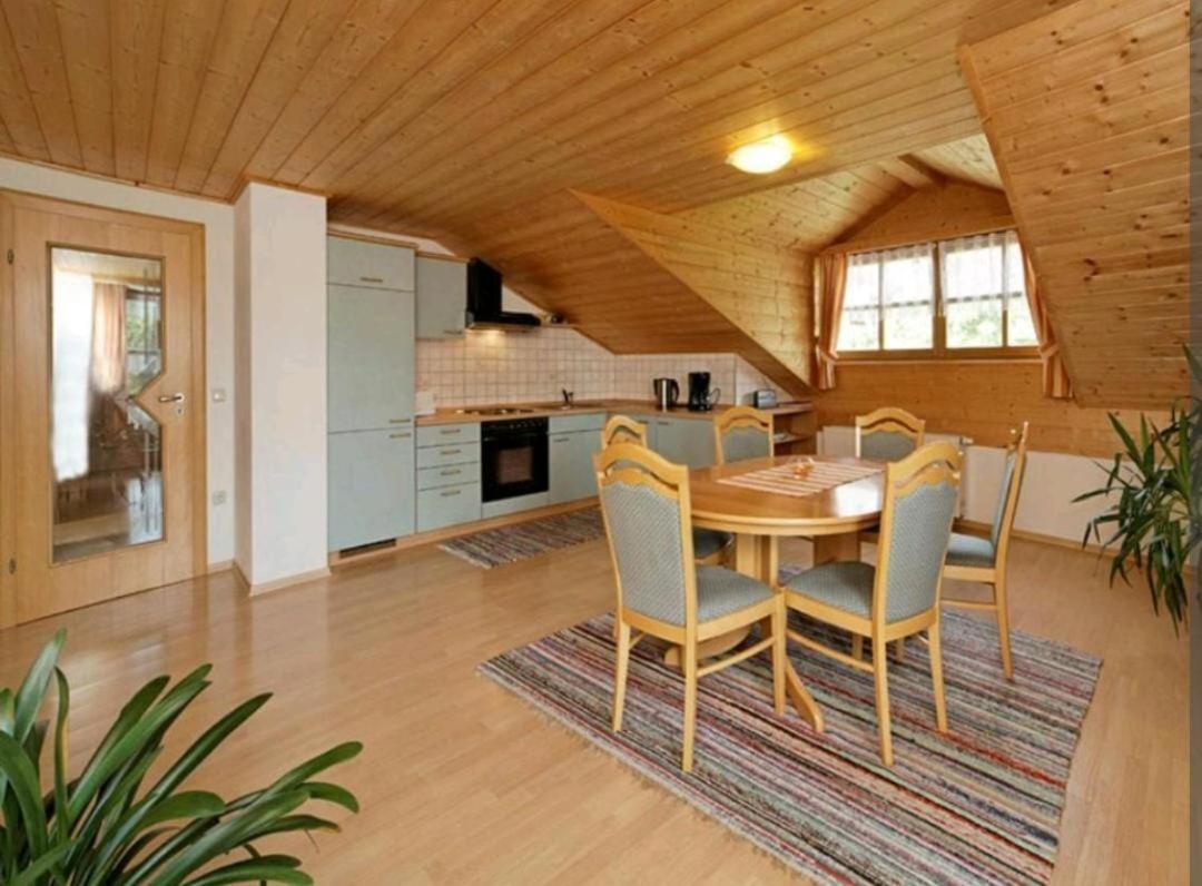 Apartamento Haus Brigitte Im Dreilaendereck Neureichenau Exterior foto